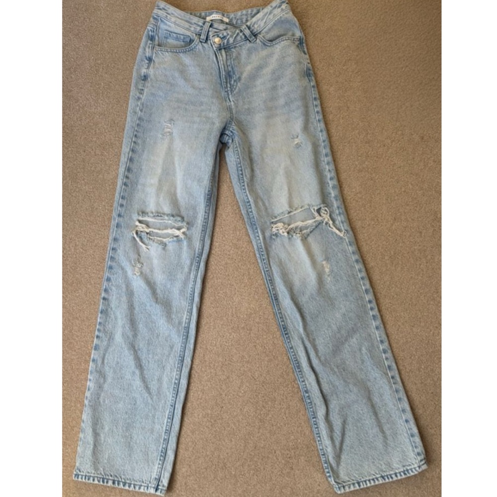 Pacsun 90’s Boyfriend Asymmetrical Waist Distressed Jeans